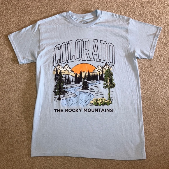 size M, bust up to 40" inches, new condition, Colorado Rocky Mountains ⛰️ shirt - Picture 1 of 8